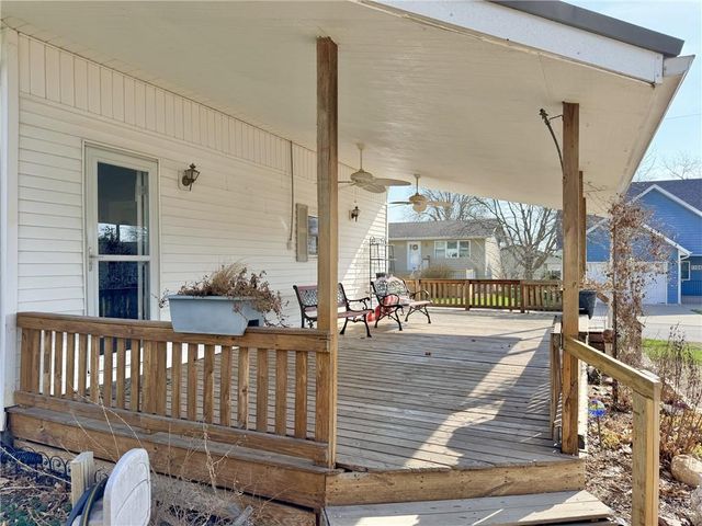 1310 E 13th Court, Trenton, MO 64683