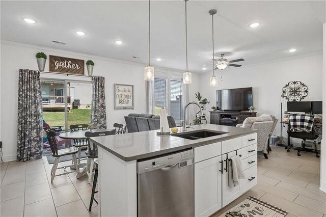 7356 Griffey Street, Kansas City, MO 64152