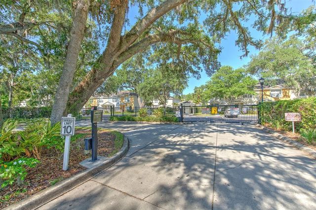 3456 HIGH HAMPTON CIRCLE, Tampa, FL 33610