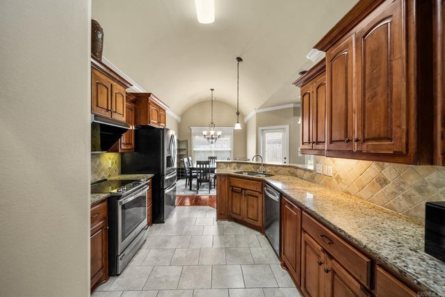 6139 Remington Drive, Bryant, AR 72022