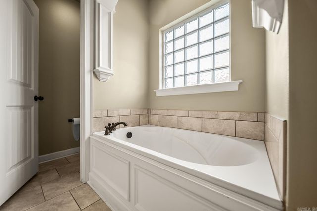 6139 Remington Drive, Bryant, AR 72022