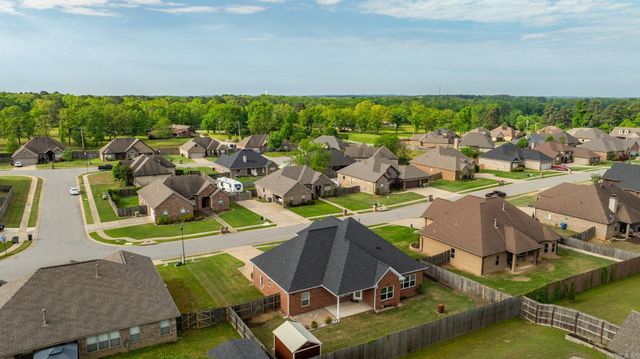 6139 Remington Drive, Bryant, AR 72022