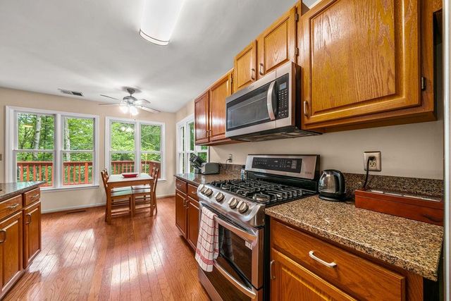 312 Clubhouse Court, Kennesaw, GA 30144