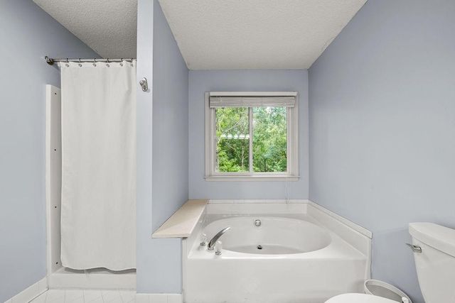 312 Clubhouse Court, Kennesaw, GA 30144
