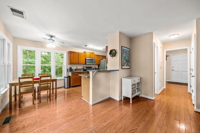 312 Clubhouse Court, Kennesaw, GA 30144