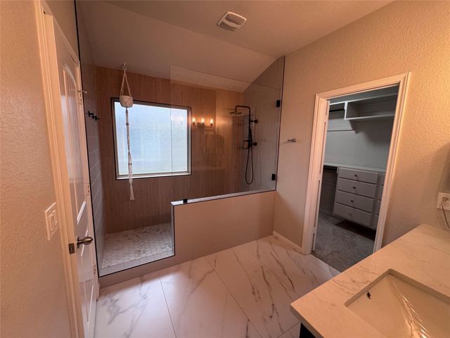 733 Pinnacle DR, Georgetown, TX 78626