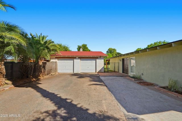 21047 S 156th Street, Gilbert, AZ 85298