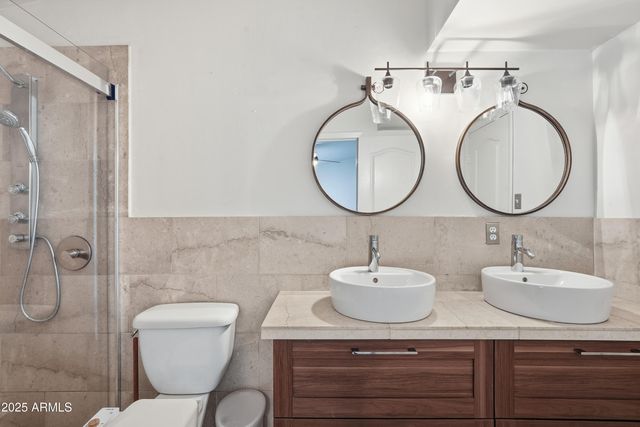 21047 S 156th Street, Gilbert, AZ 85298