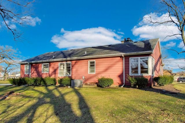 12200 S Oak Park Avenue, Palos Heights, IL 60463