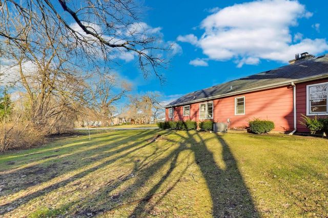 12200 S Oak Park Avenue, Palos Heights, IL 60463