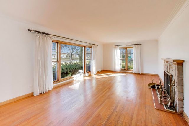 12200 S Oak Park Avenue, Palos Heights, IL 60463