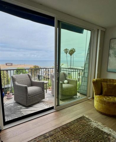 424 Stratford Court A32, Del Mar, CA 92014