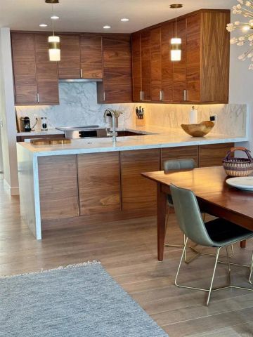 424 Stratford Court A32, Del Mar, CA 92014