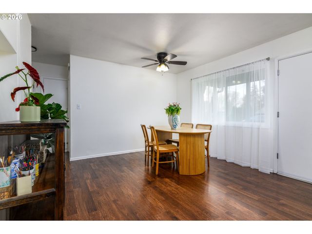 13005 Sw WALKER Rd, Beaverton, OR 97005