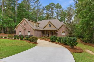 97 Crystal Creek, Hattiesburg, MS 39402