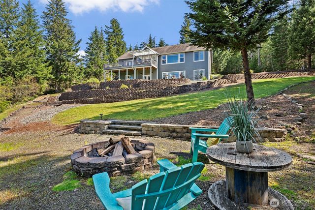 341 W Reeves Hill Drive, Shelton, WA 98584