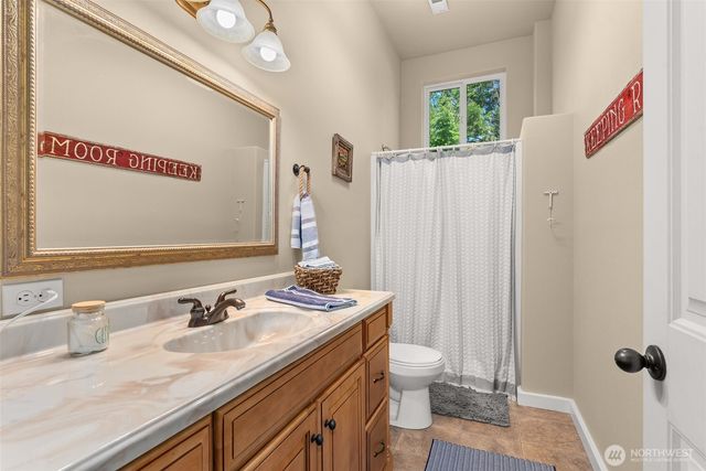 341 W Reeves Hill Drive, Shelton, WA 98584