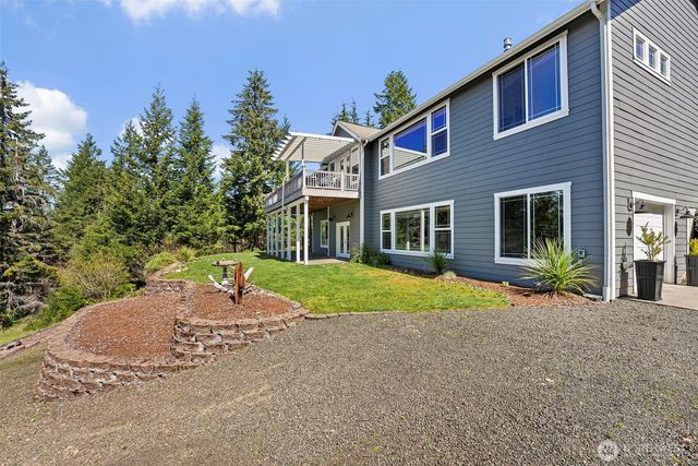 341 W Reeves Hill Drive, Shelton, WA 98584