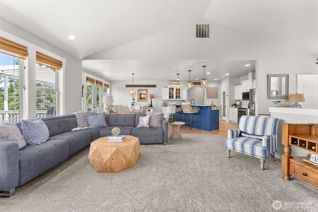 341 W Reeves Hill Drive, Shelton, WA 98584