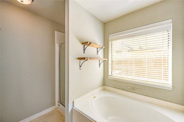 9822 Memorial Crossing Drive, Tomball, TX 77375