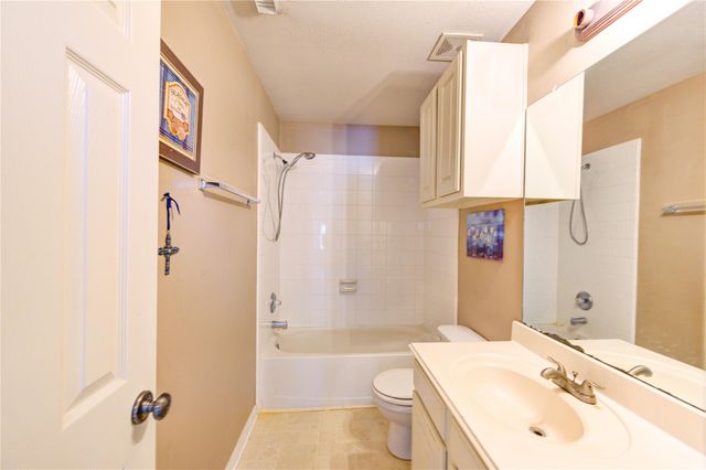 9822 Memorial Crossing Drive, Tomball, TX 77375