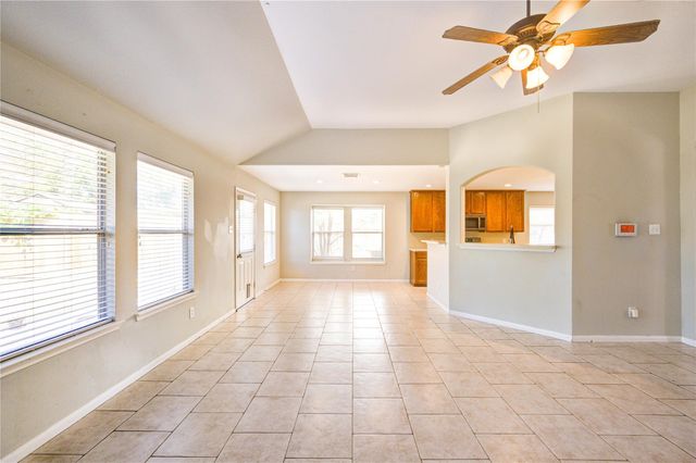 9822 Memorial Crossing Drive, Tomball, TX 77375