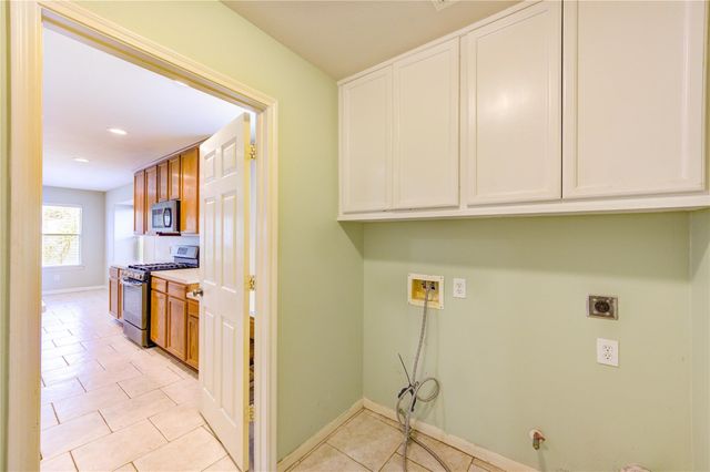 9822 Memorial Crossing Drive, Tomball, TX 77375