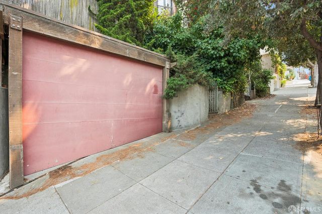 2540 Leavenworth Street, San Francisco, CA 94133