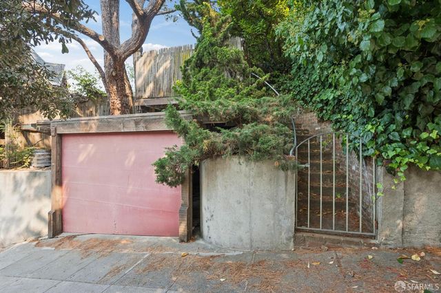 2540 Leavenworth Street, San Francisco, CA 94133