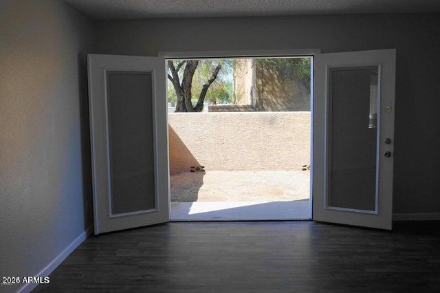 12245 N 21st Avenue 4, Phoenix, AZ 85029