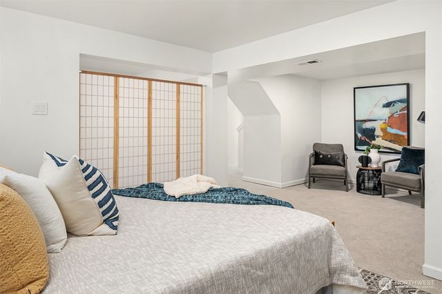 12719 12th Avenue NE, Seattle, WA 98125