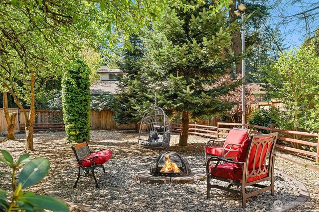 12719 12th Avenue NE, Seattle, WA 98125