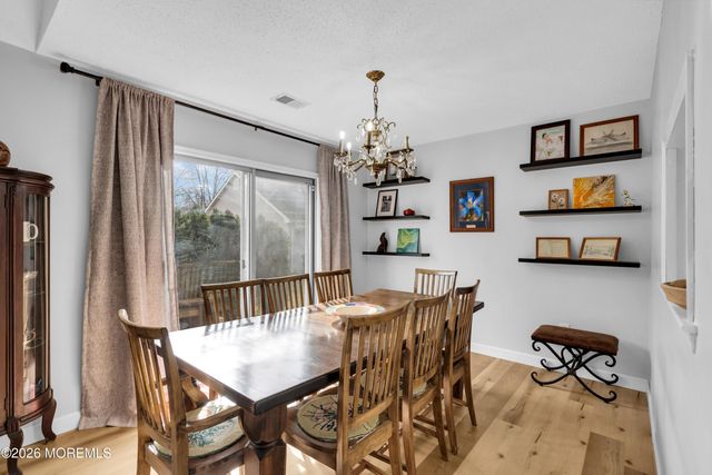 528 Petunia Lane, Whiting, NJ 08759