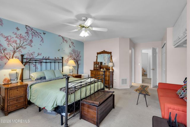 528 Petunia Lane, Whiting, NJ 08759