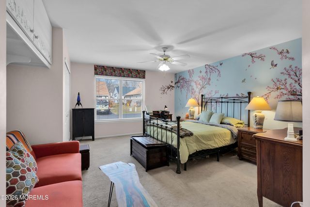 528 Petunia Lane, Whiting, NJ 08759