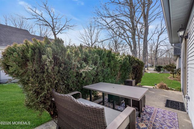 528 Petunia Lane, Whiting, NJ 08759