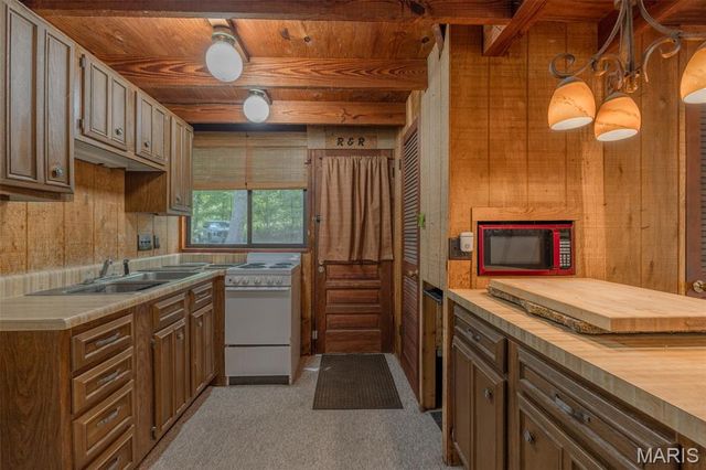 134 Innsbrook Pines Drive, Innsbrook, MO 63390