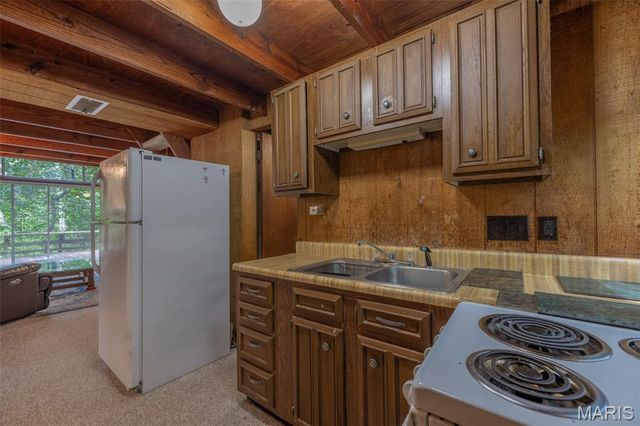 134 Innsbrook Pines Drive, Innsbrook, MO 63390