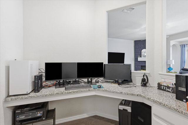 8120 Horseman Road, Fort Worth, TX 76131