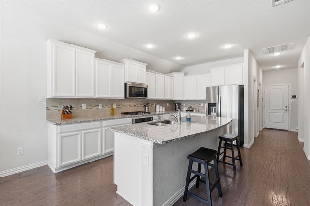 8120 Horseman Road, Fort Worth, TX 76131
