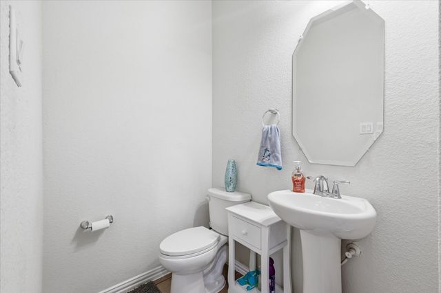 8120 Horseman Road, Fort Worth, TX 76131