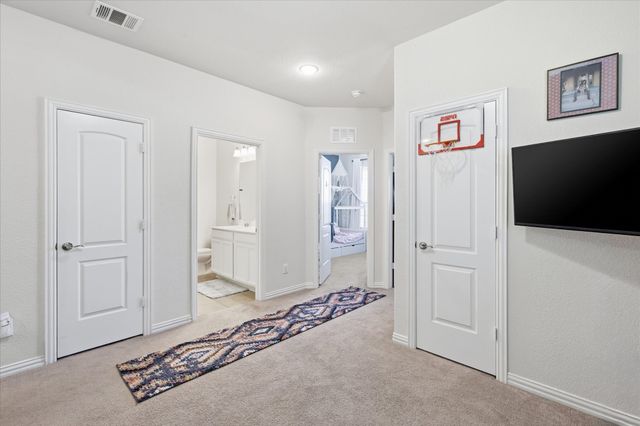 8120 Horseman Road, Fort Worth, TX 76131