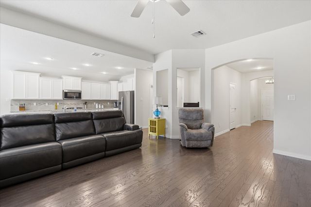 8120 Horseman Road, Fort Worth, TX 76131