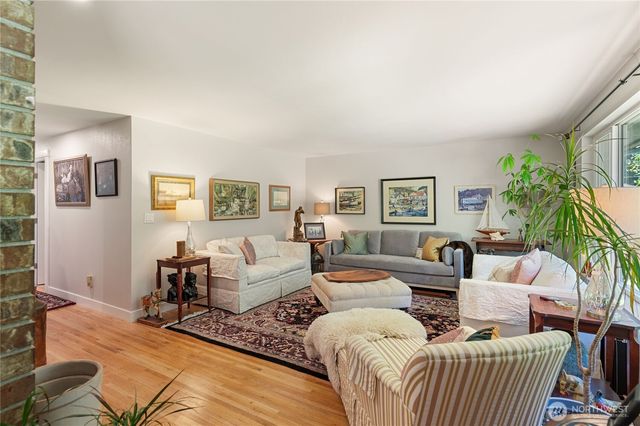 4997 Sandra Lane NE, Bremerton, WA 98311