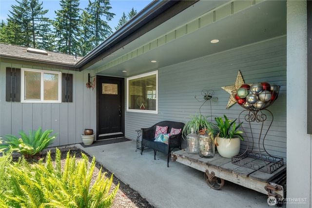 4997 Sandra Lane NE, Bremerton, WA 98311