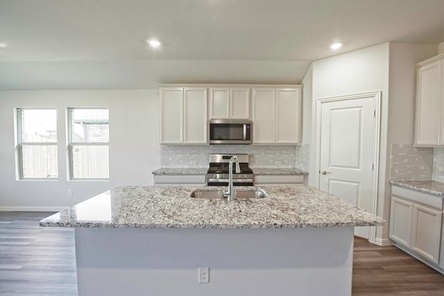 625 Hidden Cove Drive, Princeton, TX 75407