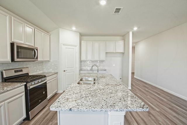 625 Hidden Cove Drive, Princeton, TX 75407