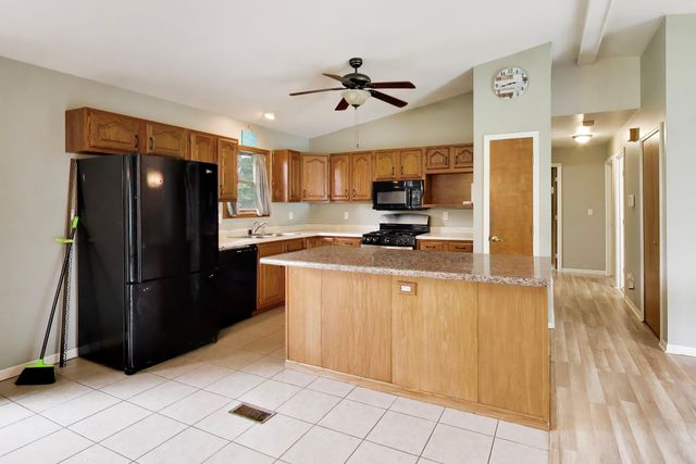 3344 Windy Hill Road, Crown Point, IN 46307