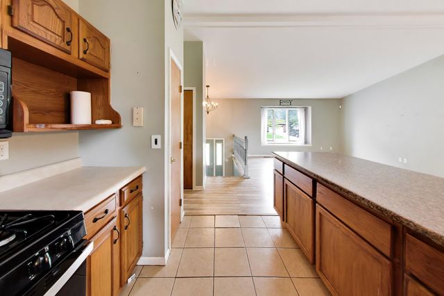 3344 Windy Hill Road, Crown Point, IN 46307