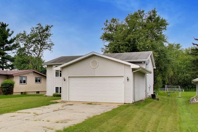 3344 Windy Hill Road, Crown Point, IN 46307